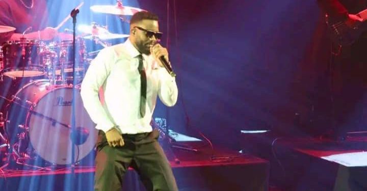19eme Sommet de la Francophonie : L’artiste musicien congolais Fally Ipupa a livré un concert privé à la Gaîté Lyrique, en plein cœur de Paris