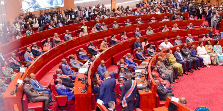 RDC: Les sénateurs convoqués en plénière ce mardi pour débattre sur la constitution des groupes politiques, provinciaux et des commissions permanentes