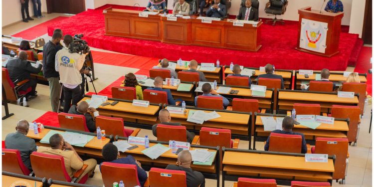 Assemblée Provinciale de Kinshasa : la plénière adopte le calendrier des matières de la session ordinaire de septembre 2024