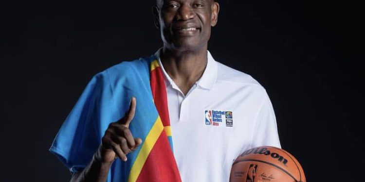 RDC: L’ancien basketteur Mutombo Dikembe a été admis à titre posthume dans l’Ordre national « Héros nationaux » Kabila-Lumumba au grade de Grand officier. (Ordonnance présidentielle)