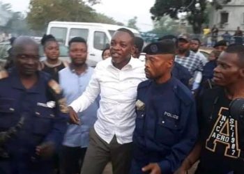 RDC : le prisonnier Mike MUKEBAYI porte plainte contre le procureur général près la Cour de cassation pour arrestation arbitraire et faux en écriture