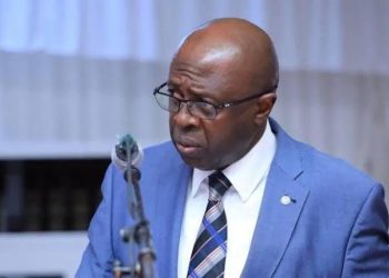 Assemblée nationale : Le député Christian Mwando dénonce la gestion chaotique des finances publiques par le gouvernement