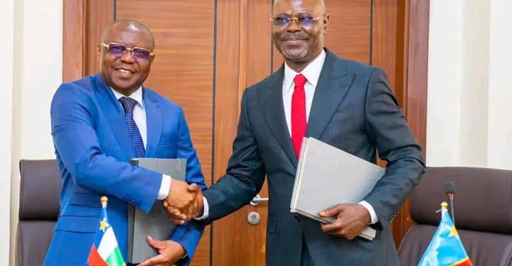 Défense: La RDC et la République centrafricaine signent un accord de coopération militaire