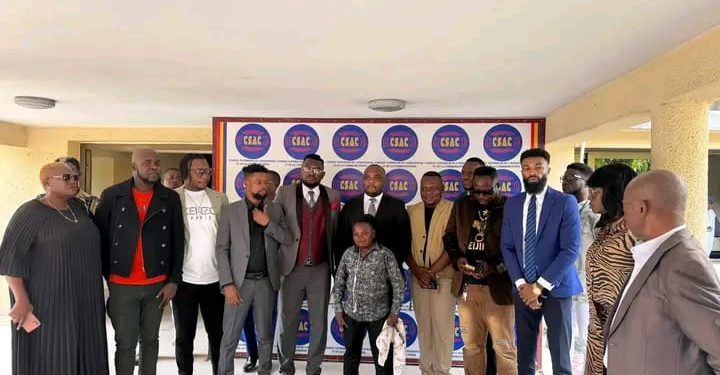 Culture : Auprès du Conseil Supérieur de l’Audiovisuel et de la Communication, les artistes comédiens portent plainte contre la chaine MABOKE TV de CANAL+