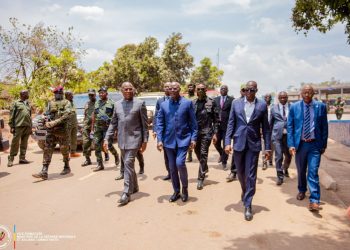 Haut-Katanga : En mission officielle, le Vice-premier ministre de la Défense GUY KABOMBO a visité plusieurs infrastructures militaires dont la 22eme région