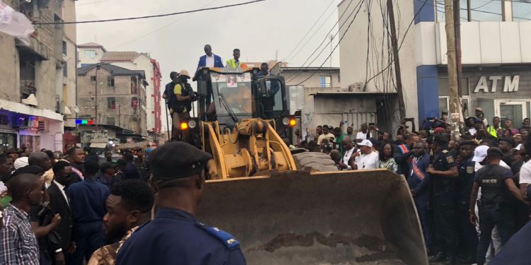 Kinshasa: Bumba lance les travaux de réhabilitation des axes routiers parallèles et perpendiculaires au boulevard du 30 juin
