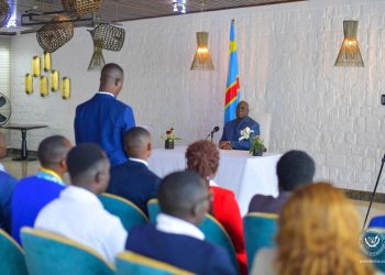 Conflit Mbole et Lengola: Avant de regagner Kinshasa, Felix Tshisekedi a demandé aux chefs coutumiers concernés de mettre fin à cette histoire et à prioriser l’unité nationale