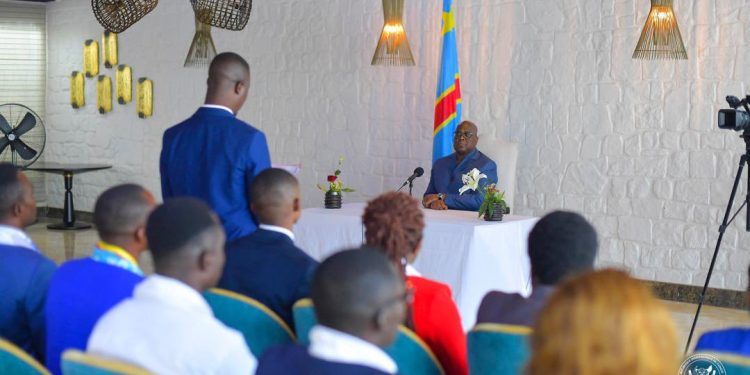 Conflit Mbole et Lengola: Avant de regagner Kinshasa, Felix Tshisekedi a demandé aux chefs coutumiers concernés de mettre fin à cette histoire et à prioriser l’unité nationale