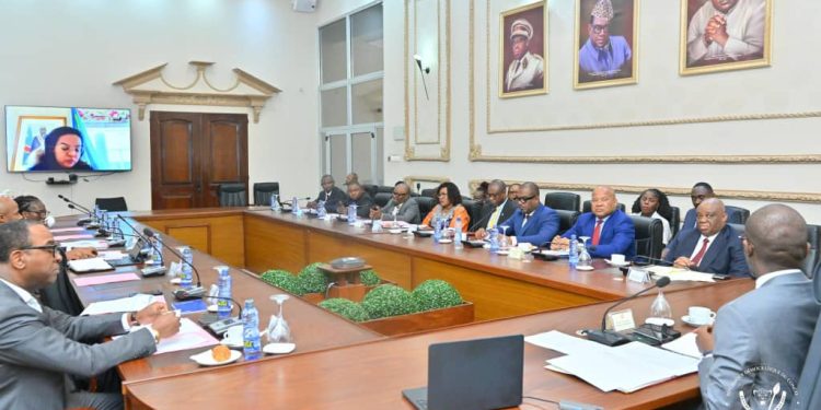 RDC : Sur instruction du Chef de l’État Tshisekedi, son directeur de cabinet ANTHONY NKINZO a présidé une réunion sur la question des droits humains