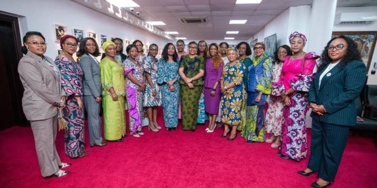 Gestion des entreprises publiques en RDC : Judith Suminwa appelle les femmes mandataires à garantir la bonne gouvernance