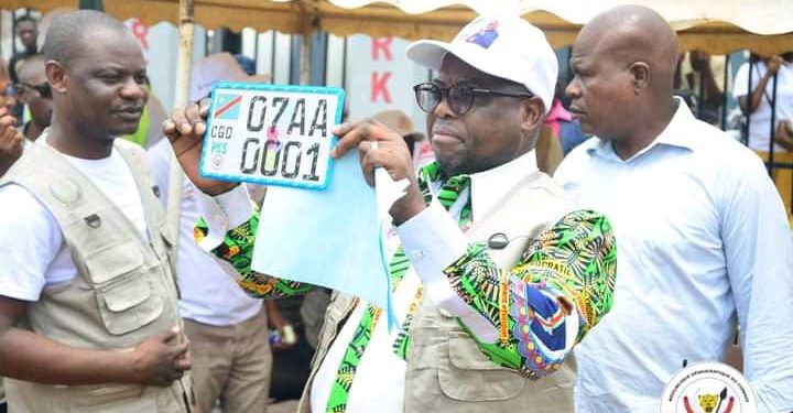 Kasaï : Le Gouverneur Crispin Mukendi lance le recouvrement forcé des taxes et impôts dûs à la province