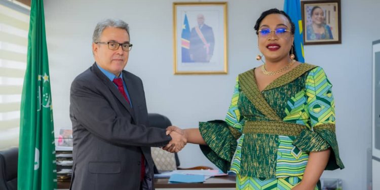 Diplomatie : la Vice-ministre des Affaires étrangères et l’ambassadeur d’Algérie discutent sur la redynamisation des relations bilatérales