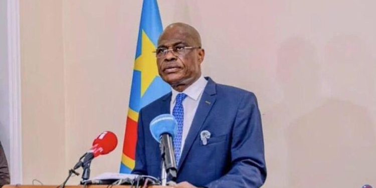Révision constitutionnelle : « Monsieur Felix Tshisekedi joue avec le feu . Il vient de déclarer la guerre au peuple congolais » (Martin Fayulu)