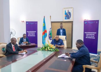 Lutte contre les embouteillages à Kinshasa : Les députés nationaux MATATA PONYO et ADRIEN BOKELE invitent le Gouverneur Bumba à prendre des mesures fortes