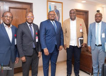 Hôpital Maman Yemo : le Ministre des finances Doudou Fwamba et le comité de gestion s’engagent à finaliser les derniers ajustements avant la reprise des activités