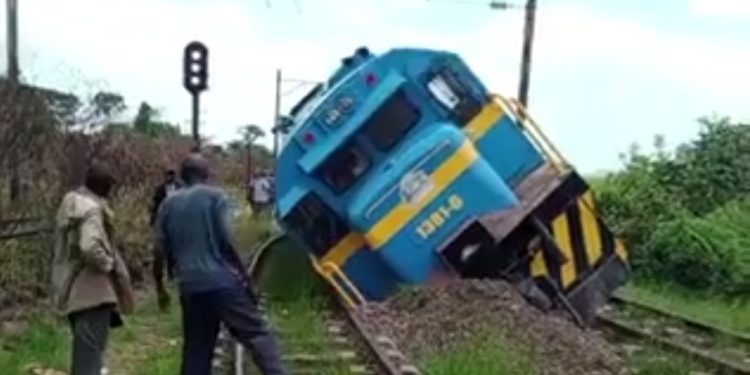 Déraillement d’un train à Fungurume : l’honorable Dominique MUNONGO Inamizi déplore cet énième accident qui dénote de la négligence des autorités compétentes