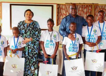 Tshisekedi aux enfants déplacés de guerre: « dites à vos familles qui sont restées que vous avez vu le Président et il a dit que tout va revenir dans l’ordre très bientôt »