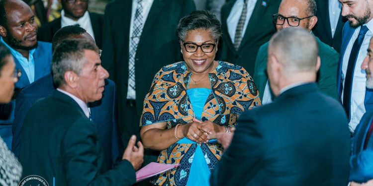 RDC : Les prix des produits de base baisseront dès ce mardi, annonce le gouvernement après un accord avec les gros importateurs