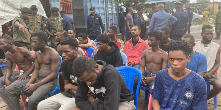 Kinshasa : 62 criminels arrêtés et déférés devant le tribunal militaire de Garnison de la Gombe dans le cadre de l’opération NDOBO