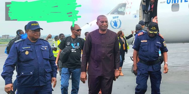 PDL-145T : Le Ministre du Plan Guylain NYEMBO au Sud-Kivu pour l’inauguration des infrastructures dont un bâtiment administratif