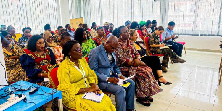 16 jours d’activisme contre les violences faites aux femmes : les femmes de LMC SA sensibilisées par le REFEC