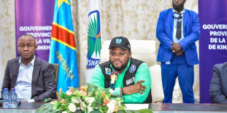 Insalubrité et nuisances sonores à Kinshasa : les bourgmestres, les commissaires urbains et les conseillers communaux appelés à plus de responsabilité