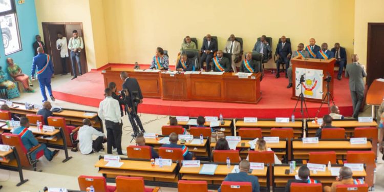 Kinshasa : l’édit portant reddition des comptes pour l’exercice budgétaire 2023 adopté par l’Assemblée provinciale