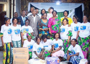 Kinshasa : l&rsquo;Honorable Princesse Dominique Munongo Inamizi fête Noël aux côtés des membres de l&rsquo;Asbl Génération Nehema