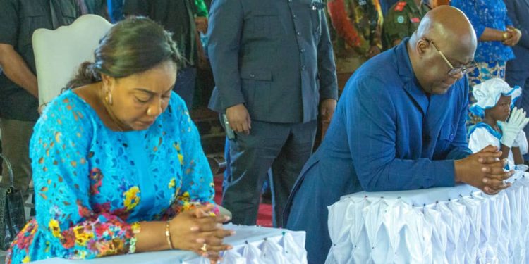 Kananga : Le couple présidentiel a célébré la Noël à la cathédrale Saint Clément avec la population