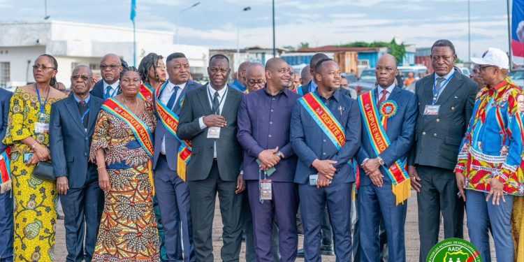 Itinérance du Chef de l’Etat au Kasai Oriental : L’honorable Maurice Tshikuya Kayembe en première ligne d’accueil du président de la République