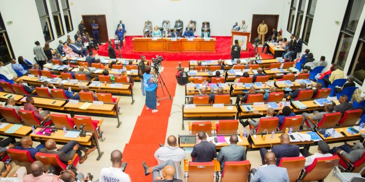 Kinshasa : le projet d’édit budgétaire pour l’exercice 2025 voté à l’Assemblée provinciale