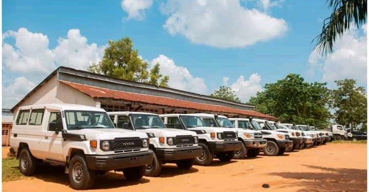 Kasaï-oriental : La PNC et les administrateurs des territoires dotés de 15 véhicules pour assurer leur mobilité.