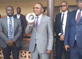 Libération suspecte d’un prévenu accusé d’homicide: FIRMIN MVONDE instruit l’ouverture d’une action disciplinaire contre le procureur de Kalamu