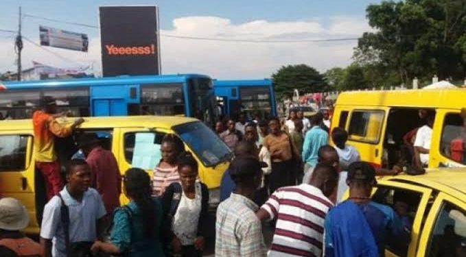 Kinshasa : voici la nouvelle grille tarifaire de transport en commun (Document)