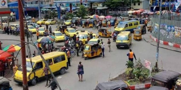 Nouvelle grille tarifaire à Kinshasa : 10 jours accordés aux associations des transporteurs pour sensibiliser leurs membres (Document)