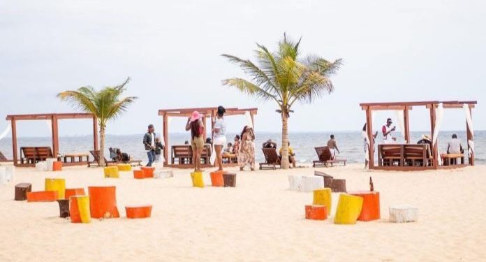 Lutte contre les cas de noyade à la plage de MUANDA : le ministre du Tourisme met en place certaines mesures