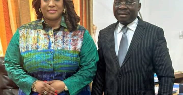 RDC : le ministre de la pêche et élevage Jean Pierre Tshimanga Buana n’a jamais créé un bicéphalisme avec l’équipe dirigeante de l’ONPA ( mise au point)