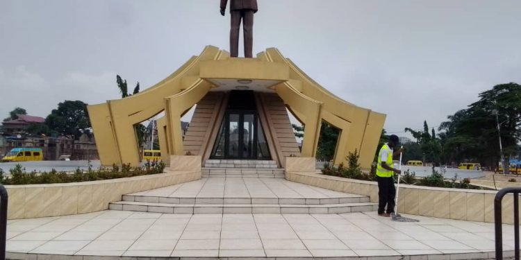 Hommages à P.E. Lumumba : le gouvernement maintient les activités de commémoration malgré le boycott de la famille biologique
