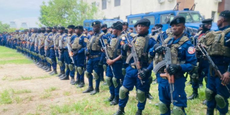 Agression Rwandaise : Les policiers appelés à se tenir prêts pour toute réquisition afin de soutenir l’armée dans la guerre de l’Est de la RDC