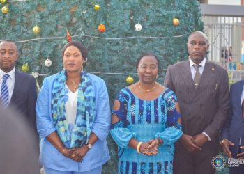 KOLWEZI : L’honorable Princesse Dominique MUNONGO INAMIZI invitée de marque de la gouverneure Fifi MASUKA SAINI au dîner d’échange des veoux pour l’année 2025