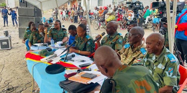 Kinshasa : 52 bandits Kulunas condamnés à mort par le tribunal militaire de garnison de Kinshasa Gombe