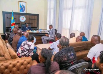 Décès de Edingwe : les catcheurs du Kasaï-Oriental sollicitent les billets d&rsquo;avion auprès du Gouvernement provincial pour représenter la Province aux obsèques