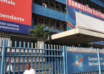 Guerre à l&rsquo;Est : La CENI accuse l&rsquo;armée rwandaise d&rsquo;avoir pillé son institution à Goma en emportant vers le territoire du Rwanda des véhicules et des machines (Communiqué)