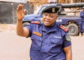 Kinshasa : La Police nationale congolaise alerte sur un groupe d’arnaqueurs sur les réseaux sociaux (Document)