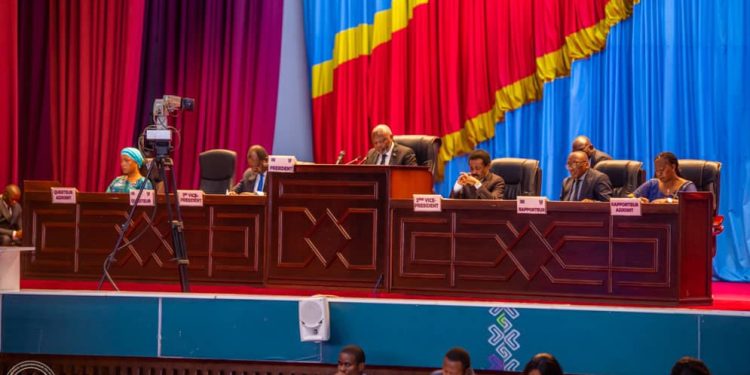 Cloture de la session extraordinaire : Vital Kamerhe appelle la population à la résistance et à l’unité face à l’agression