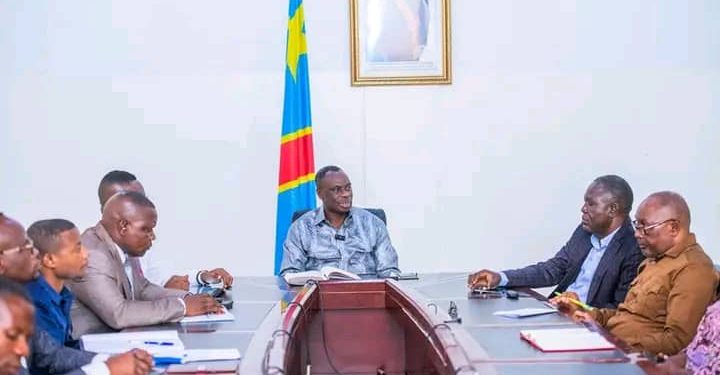 Hausse des prix du carburant à Mbujimayi. Les opérateurs économiques du secteur pétrolier insistent sur la nécessité de mettre fin aux tracasseries fiscales