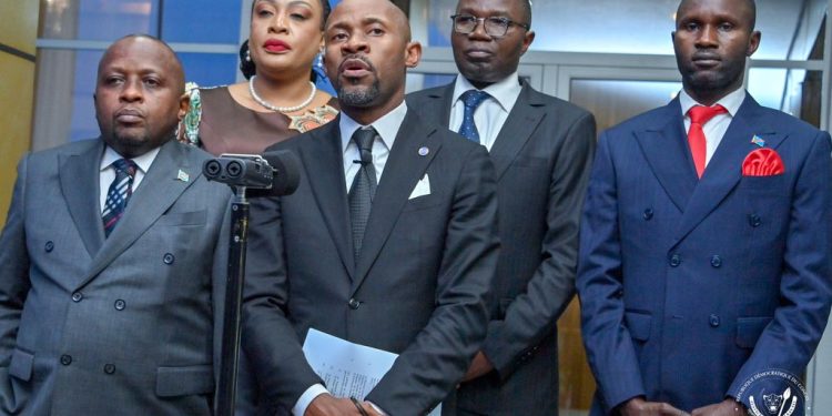 RDC : la restitution de la session extraordinaire du Conseil des Droits de l’Homme au centre d’échange entre Félix Tshisekedi et quelques membres du gouvernement