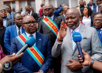 Agression rwandaise : insulté par un militant, Vital Kamerhe appelle à éviter le piège des réseaux sociaux qui profite à « l’ennemi »