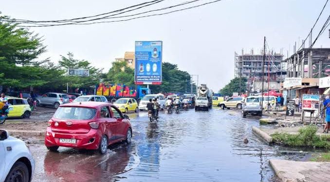 Réhabilitation des routes à Kinshasa : l’avenue NYANGWE à LINGWALA dans les oubliettes depuis plusieurs années (Constat)