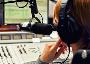 Journée mondiale de la radio : le journaliste Dominique Dinanga note que la radio est un acteur clé dans la promotion de la paix